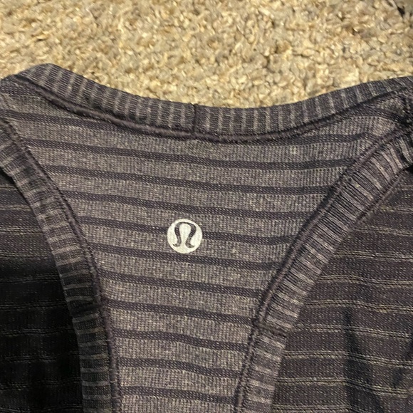 Lululemon size large tank top - Picture 2 of 3